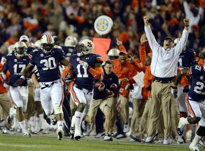 Auburn's Chris Davis takes a failed field goal attempt to the house for an incredible walk-off TD.
