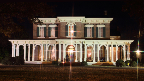 Dec. 6 — Candlelight Tour of Homes, Oaklands Mansion