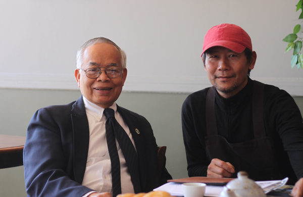 Rutherford County Commissioner  Chantho Sourinho with Noy Thepsouvan, owner of Thai Spice.