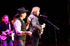 Brooks and Dunn at the 2019 Musicians Hall of Fame Concert. Photo by Royce DeGrie