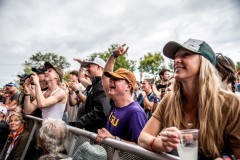 Fans-enjoying-Better-Than-Ezra-Medium